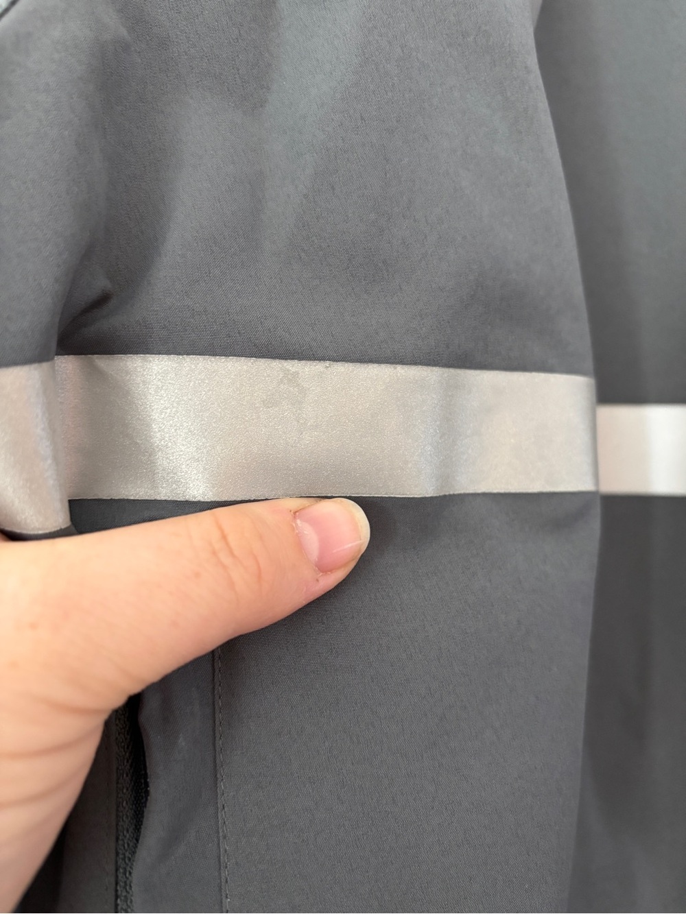 Unisex running jacket - Picture 3 of 3